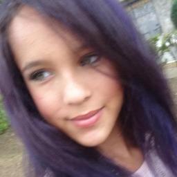. - Fato Sobre Mim: Distraio-me com simples coisas.