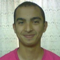 انا شخص متفائل دائما  
والتوكل علي اللة اساس حياتي 
انا عندي هدف ولازم احققة         وهو اساعد بلدي مصر