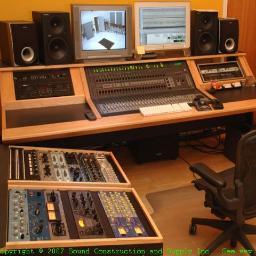 Music producer, Ex Convict, Keeps it 100  Need beatz contact me at chemistbeatz@live.ca   http://t.co/nhuecTxShp