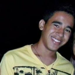 Fala serio como vou min Descrever aki no Twitter!