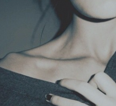 ~Surrenderer to AnaMia~
UGW: Perfection CW: Repulsive