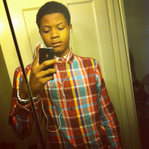Im Young & Reckless & Im on the road to riches & succesful!! Fuck these lames im getting payed