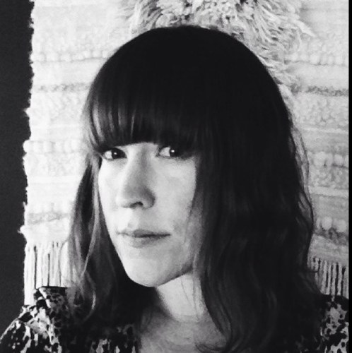Boss lady and sole employee of Tiro Tiro jewelry, fledgling runner, kitchen adventurer, design enthusiast. Formerly @stoneandhoney