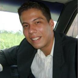 Joven Ecuatoriano de la Provincia de Los Ríos.
Amante de la Justicia
Ing. En Contabilidad y Finanzas.
Mgs. En Dirección del Talento Humano
MGS. En Educación