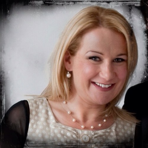 Australian Music Educator, Choral Conductor, Orff Practitioner & Mum of 4.