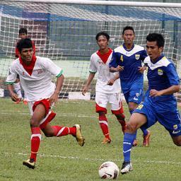 football Player.
 http://t.co/SvJNpRqoCz