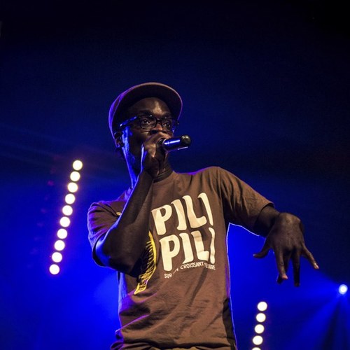 Human being & beatboxer and that is a lot! Percussionniste vocal et être humain, c'est déjà beaucoup! @colenfleurs