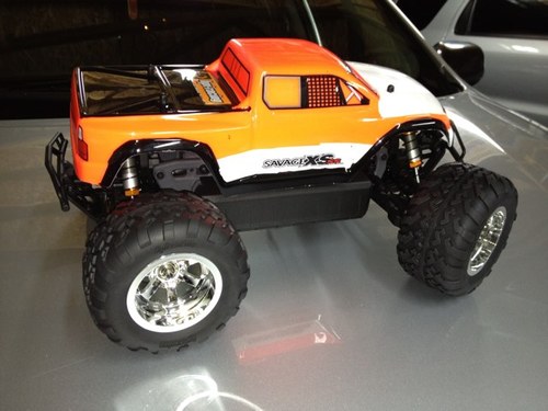 Moores Hill Indiana , RC repairs hop-up and sharing my knowledge for the good of the sport