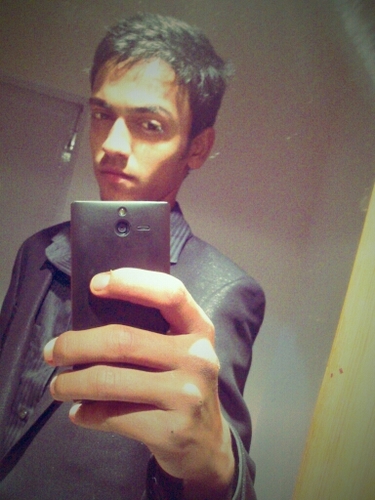 A http://t.co/YYOdtljCuH Entarpreneur.A Nomad.A profit Making Personality.A Writer.Musicholic.Party Animal