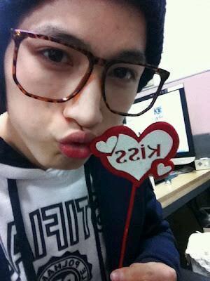 hello guys , this is RP of u-kiss indonesia , join with me and be enjoy