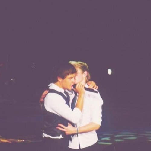 @sherlockniall