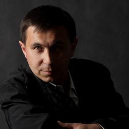 Более 6 лет организовываем живые бизнес семинары сторонних спикеров.