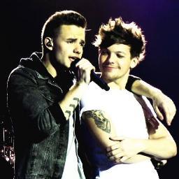 #CRAZYMOFO!!Directioner♥ (YA MUM'S A WHORE!) Janoskianator♥ Ed Sheeran♥ :) ℱℴℓℓℴω. I follow back!  Lurve ya! :) -Little Mix- Teen Wolf♥ #ThisMightHurt