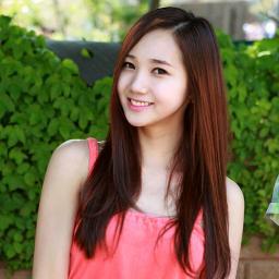 [V] roleplayer of Yoo Ahra from Hello Venus || 92 Liner || Leader || Dorm F27 \(•̀⌣•́)/ mommy sunny's anak :*