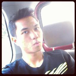 19 yrs old. Luv to bodybuilding and study new things. I'm not flawless but trying to be a better man. Luv u all!!!