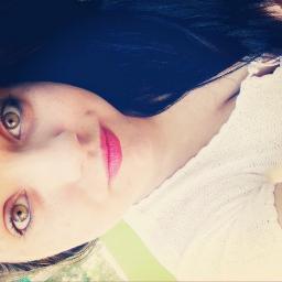 Eu vou me fazer feliz.  
     Whats (11) 97243-8819