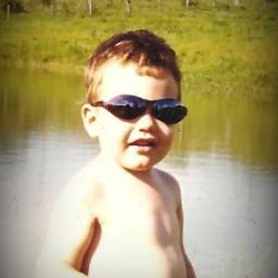 lucas_videira's profile picture. Procurei o sentido da vida em um GPS.Ele me levou a uma rua sem saída