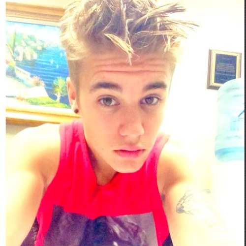 alanabandy_'s profile picture. 2nd account & FRIES BEFORE GUYS .