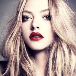 Alma. Como una chica de 17 años pero tengo miles. No me importa lo que pienses de mi. Enamorada de Ian. Me preocupo mucho por Jamie. Melanie, hermana.