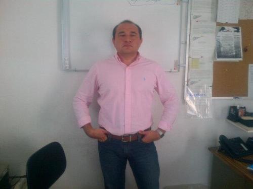 Excelente cocinero, fanático del beisbol, buen amigo, buen papá.
