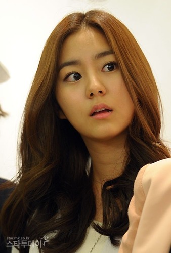 [V] Roleplayer of After School's Uee - 88L - Work at @SMSG_Roleplayer