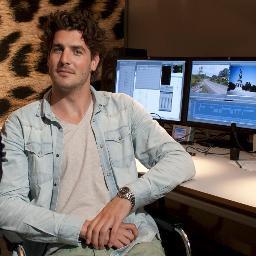 Tietzee's profile picture. Creative director @Krab  - lives in Amsterdam, loves my dog, drinks and sports.