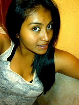 Sonriente,  Agradable, viviendo cada momento al maximo =)
