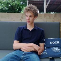 RoetsoeH's profile picture. 