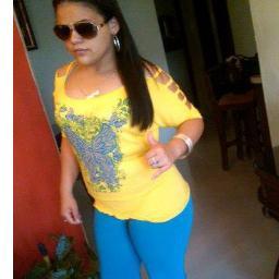 waii una loka sana amable ,sencilla ,buena gente ,sentimental ella sabe lo k aseh y sih no sabe lo busca en google no buultoh