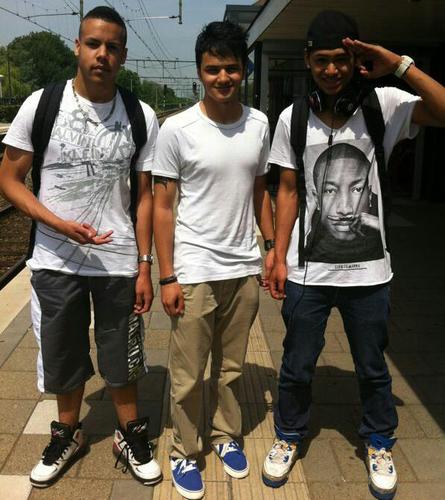 C'borg -- MoluksItaliaanse -- friends&family most important -- Kw1c Den Bosch -- #YTF --
