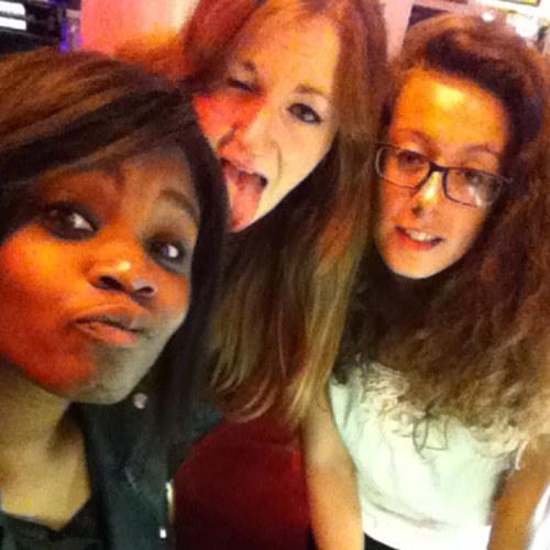 RuthMbi's profile picture. La chance est ma maitresse