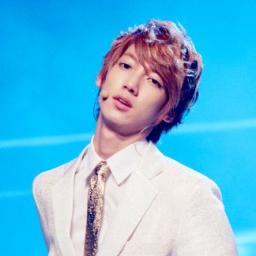 ผมโจยองมิน ^______^ ฟอลมาคุยกันนะ ตะเกียบข้างขวา : @JoKwangmin_bth 25.01.12 ^^ {♥♥ถั่วเหลือง @Dara4D 27.04.12 ♥♥} #ตระกูลถั่ว