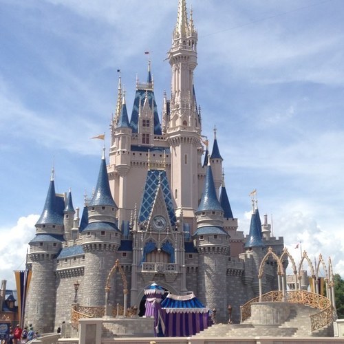 mcheinz57's profile picture. 