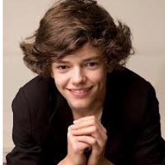 If you fall in love with a girl, I run after him and he never quit until you get. . ♥