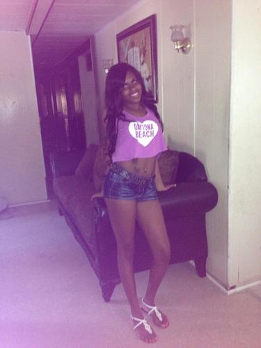 Beautiful1Flaws's profile picture. 20yrs young.smart intellectual.living life w/ no regrets.not looking for love right now.#teamsuccesful#teamnatural.follow me,i'll follow back