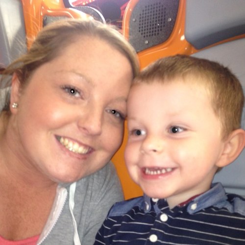 lealea171's profile picture. 