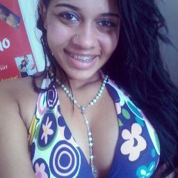 Nunca ninguém vai passar em branco na minha vida. Pois as pessoas boas, me trazem sorrisos e as más, apenas experiência!