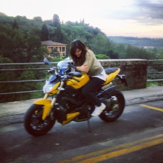 BI specialist, mountain lover, happiness seeker, neverending student