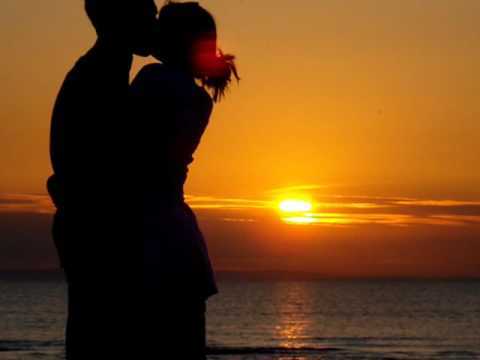 ElChico_Poesia's profile picture. Apasionado, romántico ,capaz de hacerte llorar de emoción, sensible y comprensivo. ¿Deseas tenerme ya? Sígueme y disfruta con las mejores poesías