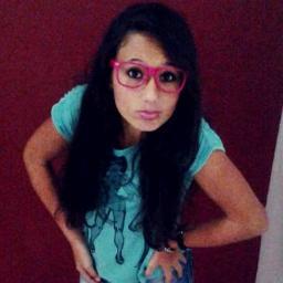 Queria poder dizer
Te quero, te amo
Mas onde está você?
Quando eu te chamo