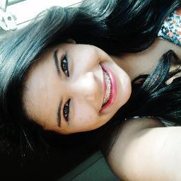 ' - Não sou melhor que ninguem sou apenas uma garota feliz - *---*