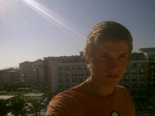 Insta ; dennisruttten