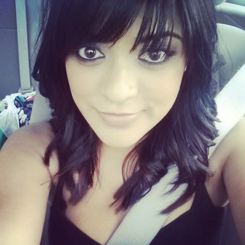 MyaMahabir's profile picture. industry chic, foodie, peace&love