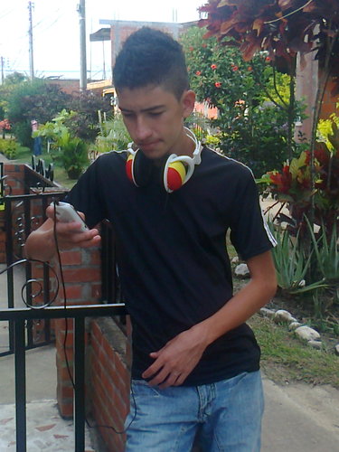 marlonzabrano's profile picture. 