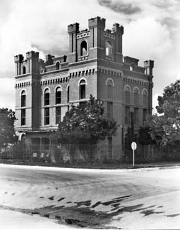 McCulloch County jail built in 1910.