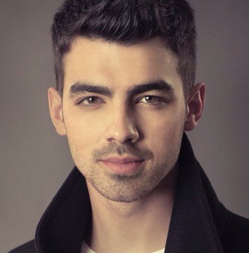 JoeLeLapin's profile picture. I'm back. | Compte parodique