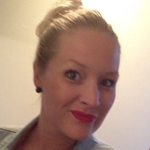 LinaLeth's profile picture. Digital ansvarlig, salgs- og interiørkonsulent hos Fagerhaug & Olstad. Mamma til en gutt, en hund og en fugl.