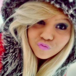 Sou a Morango, idade 17 anos, Signo Touro, 
Super fã do @DalesteBR #AUTENTICA, Uma São Paulina Guerreira s2'