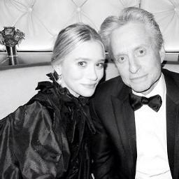 Official Twitter for Ashley Olsen.  actress and fashiondesigner just living her life.