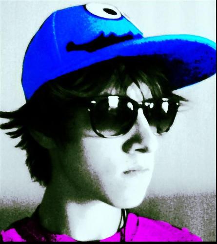 Toferious's profile picture. meh, who needs a bio.